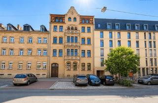 Wohnung kaufen in 90763 Südstadt, Lichtdurchflutete und renovierte 3-Zimmer-Altbauwohnung in zentraler Lage der Fürther Südstadt