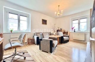 Wohnung kaufen in 01640 Coswig, 2 Zi. • Kapitalanlage • 1. OG