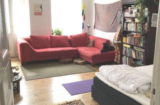Wohnung kaufen in 10247 Friedrichshain, Großzügige 2-Zimmer-Altbauwohnung im Samariterkiez zu verkaufen.