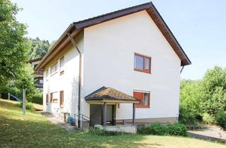 Wohnung mieten in 79183 Waldkirch, 3-Zimmer-Wohnung mit großem Garten, Balkon & optionalem Homeoffice – Wohnen fast wie im eigenen Haus