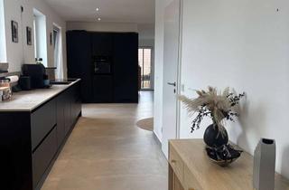 Wohnung mieten in 50127 Bergheim, Neubau Zweitbezug - Maisonettewohnung mit neuer Einbauküche 3 Balkonen und Dachterrasse