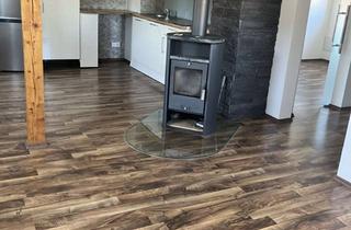 Wohnung mieten in Beiswanger Straße 17/1, 73540 Heubach, Gemütliche 1,5-Zimmer-Wohnung mit Schwedenofen in Heubach – 475 € warm