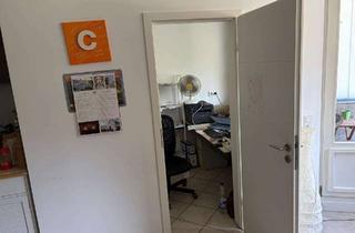 Wohnung mieten in Bergstraße 12a, 50739 Mauenheim, Nachmieter für 3,5-Zimmerwohnung in Köln-Mauenheim mit TG-Stellplatz gesucht