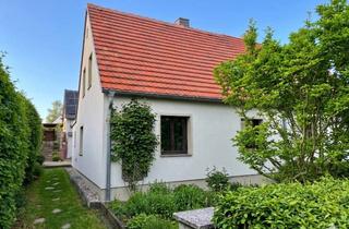 Doppelhaushälfte kaufen in 01326 Bühlau/Weißer Hirsch, Attraktive Doppelhaushälfte in Dresden-Rochwitz!