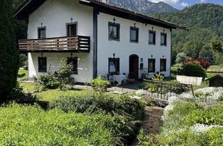 Haus kaufen in 82431 Kochel, unmittelbare Seelage! Vermietetes Wohnhaus in Süd-Lage