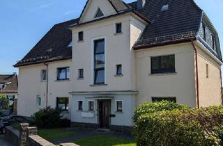 Wohnung mieten in 51643 Gummersbach, Sehr großzügig geschnittene 3- Zimmer Dachgeschosswohnung in zentraler Lage in Gummersbach zu vermieten