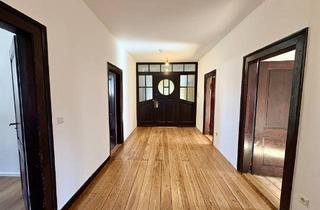 Wohnung mieten in 76829 Landau, Großzügiges Wohnen mit Charakter – stilvolle 5-ZKB-Dachgeschosswohnung auf ca. 135 m²