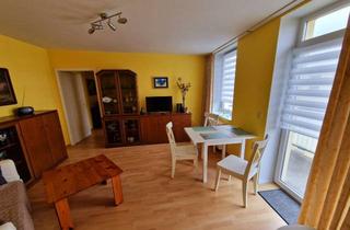 Immobilie mieten in Halbertstädter Straße 151, 39112 Sudenburg, Stilvolle, helle 2-Zimmer-Dachgeschosswohnung mit Balkon