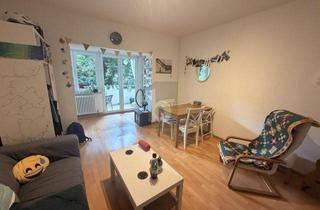 Wohnung kaufen in 79102 Freiburg, ZWEI-ZIMMER-PERLE IN FREIBURGS OBERWIEHRE