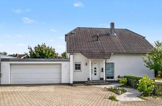 Einfamilienhaus kaufen in 92283 Lauterhofen, Gepflegtes Einfamilienhaus mit großer Garage in ruhiger Wohnlage von Lauterhofen-Trautmannshofen