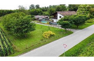 Haus kaufen in 94486 Osterhofen, 2-Familienhaus mit PV-Anlage in verkehrsgünstiger Alleinlage !