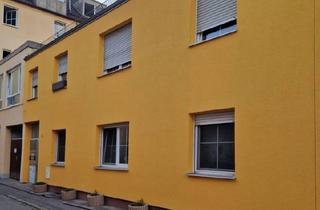 Mehrfamilienhaus kaufen in 86154 Augsburg, Augsburg - Provisionsfrei* MFH in Augsburg-Oberhausen: GEG-sicher (Klasse D) - Starkes Soll-Rendite-Potenzial (6,5%) & 2 Einheiten bezugsfrei!