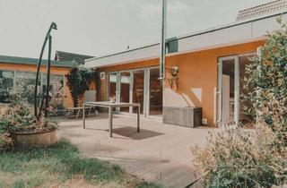 Haus kaufen in 24321 Lütjenburg, Lütjenburg - Vielseitiges Haus mit Anbau, großem Garten & Werkraum