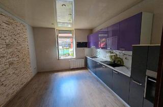 Wohnung kaufen in 47169 Duisburg, Duisburg - Erdgeschoss 166 m2, Kamin, Hof Zugang, Sauna,Einbauküche