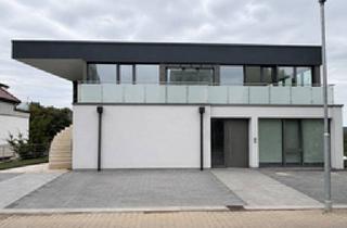 Penthouse kaufen in Mühlenrötschen 74, 52223 Stolberg, Luxus trifft Natur – Penthouse mit Panoramaausblick