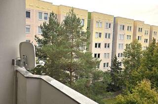 Wohnung kaufen in Oeffingener Straße, 01662 Meißen, 2 Zimmer Wohnung mit Balkon in Meißen, provisionsfrei zu verkaufen