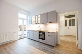 Wohnung kaufen in 19053 Paulsstadt, Helle 2 Zimmer * frisch renoviert * Süd-Balkon * neue Wohnküche * WG-geeignet