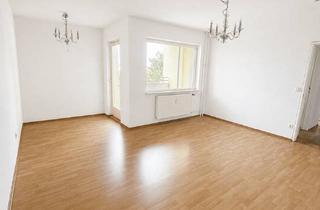 Wohnung kaufen in 13591 Staaken, Bezugsfreie lichtdurchflutete 2 Zimmerwohnung mit Balkon und Fahrstuhl mit intelligentem Grundriss