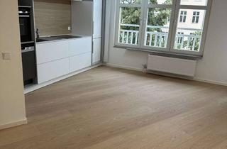 Wohnung mieten in Alt-Moabit 35, 10555 Tiergarten, Schöne renovierte 4-Zimmer Wohnung - WG geeignet