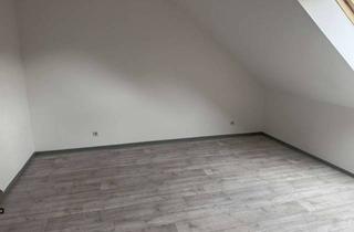 Sozialwohnungen mieten in Börsenstraße 118 a, 42657 Solingen, NUR MIT WBS FÜR 2 PERSON - schöne 2-Zimmer-Wohnung mit Balkon