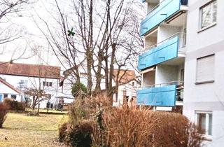 Wohnung mieten in 71229 Leonberg, Sonnige 2-Zimmer-Wohnung mit großem Balkon – Parkett im Wohnzimmer – Erstbezug nach Sanierung