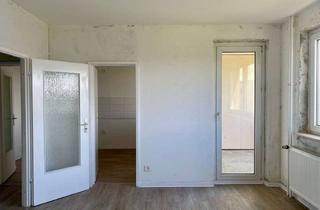 Wohnung mieten in Johanna-Tesch-Str., 65824 Schwalbach, Renovierungsfreudiger Nachmieter gesucht - 2-Zimmer-Wohnung mit Wannenbad