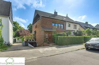 Einfamilienhaus kaufen in 40599 Düsseldorf, Objekt-Nr. 469, 40599 Düsseldorf Neuer Preis ! Top Doppelhaushälfte 207m² Wohnfläche