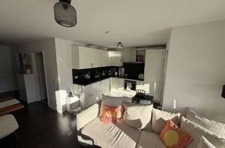Wohnung mieten in 70771 Leinfelden-Echterdingen, Direkt am S-Bahnhof: helle 2-Zimmer-Wohnung mit Balkon, Einbauküche und Aufzug