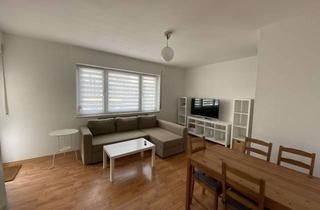 Wohnung mieten in 76137 Südweststadt, Helle, voll möblierte 2-Zimmer-Wohnung in zentraler Lage mit großer Loggia