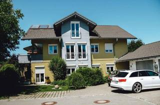 Haus kaufen in 88316 Isny, Traumhaftes KfW60 Holzhaus mit zwei Wohneinheiten in Isny Großholzleute