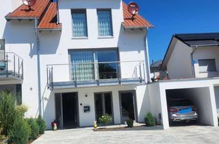 Haus kaufen in 75217 Birkenfeld, Großzügige DHH in schöner Aussichtslage.......
