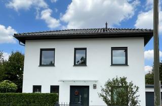 Haus mieten in 14612 Falkensee, Exklusive Stadtvilla mit Garage und großzügigem Garten in Falkensee