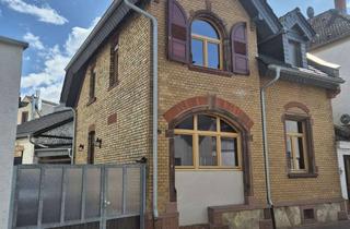 Haus mieten in 55257 Budenheim, Modernes Wohnglück hinter historischer Backsteinfassade