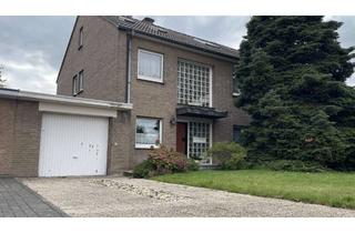 Haus mieten in 47918 Tönisvorst, Haus mit 8 Zi. Garage in Tönisvorst, Keller, sep. Wohneinht. mit 4 Badezimmer und 3 Küchen