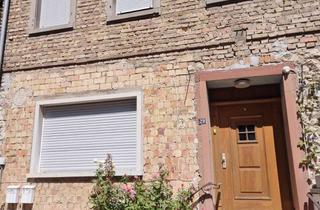 Mehrfamilienhaus mieten in Bahnhofstraße 29, 67598 Gundersheim, Viel Platz für den Alltag: Saniertes Mehrfamilienhaus in Gundersheim