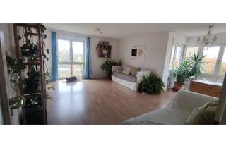 Wohnung mieten in Doktor-Otto-Meyer-Straße 24c, 86169 Lechhausen, Helle 3-Zimmer-Wohnung in Augsburg-Lechhausen mit traumhaftem Ausblick