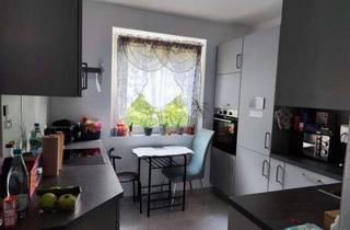 Wohnung mieten in 60439 Niederursel, 3-Zimmer-Wohnung mit Einbauküche in Frankfurt-Niederursel