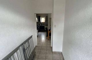 Wohnung mieten in 50389 Wesseling, Ebenerdige Zwei-Zimmer-Wohnung mit Schiebetüren