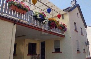 Haus kaufen in 63825 Schöllkrippen, GEMÜTLICH, FAMILIENFREUNDLICH - DOPPELGARAGE