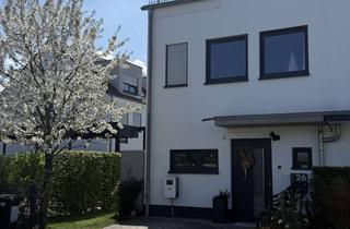 Haus mieten in Im Fuchsloch 26, 60437 Nieder-Erlenbach, Helles Reiheneckhaus im Grünen mit Kamin, Garten...
