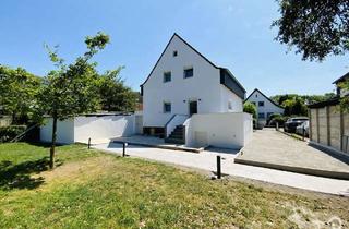 Haus mieten in 40472 Unterrath, Einfamilienhaus mit 5 Zimmern und 2 Bädern, großem Garten ideal für Familien. Komplett saniert!