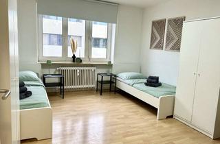 Immobilie mieten in Klarastraße, 80636 Neuhausen-Nymphenburg, Helles, voll möbliertes Apartment in zentraler Lage von München