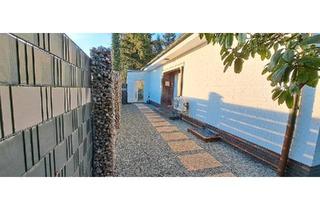 Einfamilienhaus kaufen in 26446 Friedeburg, Friedeburg - Modernisiertes Einfamilienhaus mit eigenem Wald - stilvolles Wohn