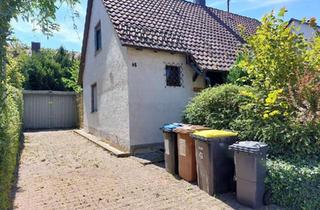 Einfamilienhaus kaufen in 73614 Schorndorf, Schorndorf - Freistehendes Einfamilienhaus mit großem Garten - ruhige Wohnlage