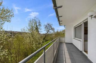 Wohnung kaufen in 73728 Esslingen, Sofort bezugsfrei! Gepflegte 3-Zi.-Wohnung mit Balkon in Aussichtslage | Esslingen