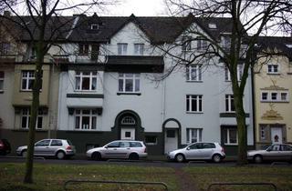 Wohnung mieten in Gutenbergstrasse 38, 47803 Kempener Feld/Baakeshof, Komplett sanierte 2-Zimmer-Wohnung mit 2 Balkonen und Duschbad