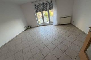 Wohnung mieten in 44369 Rahm, Viel Platz in Dortmund: 1. OG mit 3 Zimmern 65qm2 + Hobbyraum 40qm2 im DG und eigenem Garten