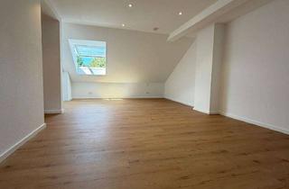 Wohnung mieten in 77933 Lahr, Helle & frisch renovierte 4-Zimmer-Dachgeschosswohnung