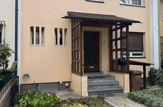Haus kaufen in 90571 Schwaig, von privat: Reihenmittelhaus mit Garage in Schwaig