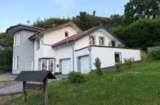 Einfamilienhaus kaufen in Grünenbacher Straße 28b, 51545 Waldbröl, Exklusives Einfamilienhaus
